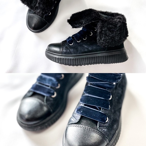 NEW! Girls GEOX Sneakers - Picture 1 of 8